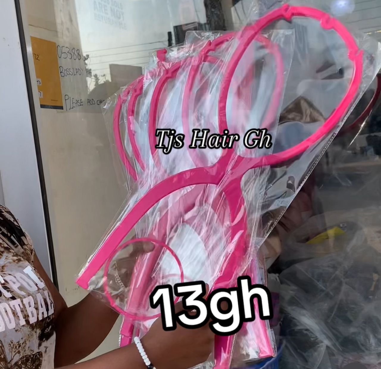 Plastic Wig Stand