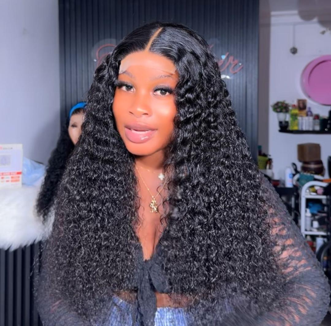4x4 Luxury Eurasian Curls